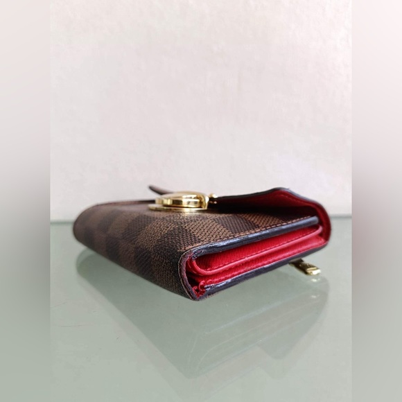 Louis Vuitton Monogram Wallet - Picture 3 of 10